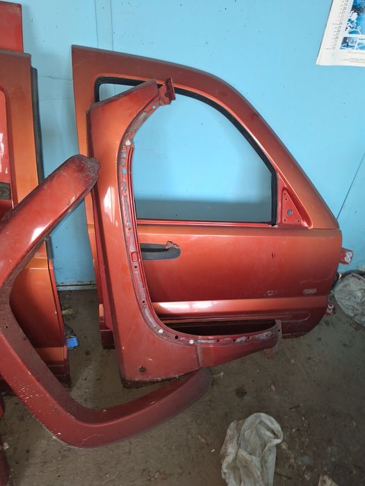 Jeep KJ едрогабаритни части