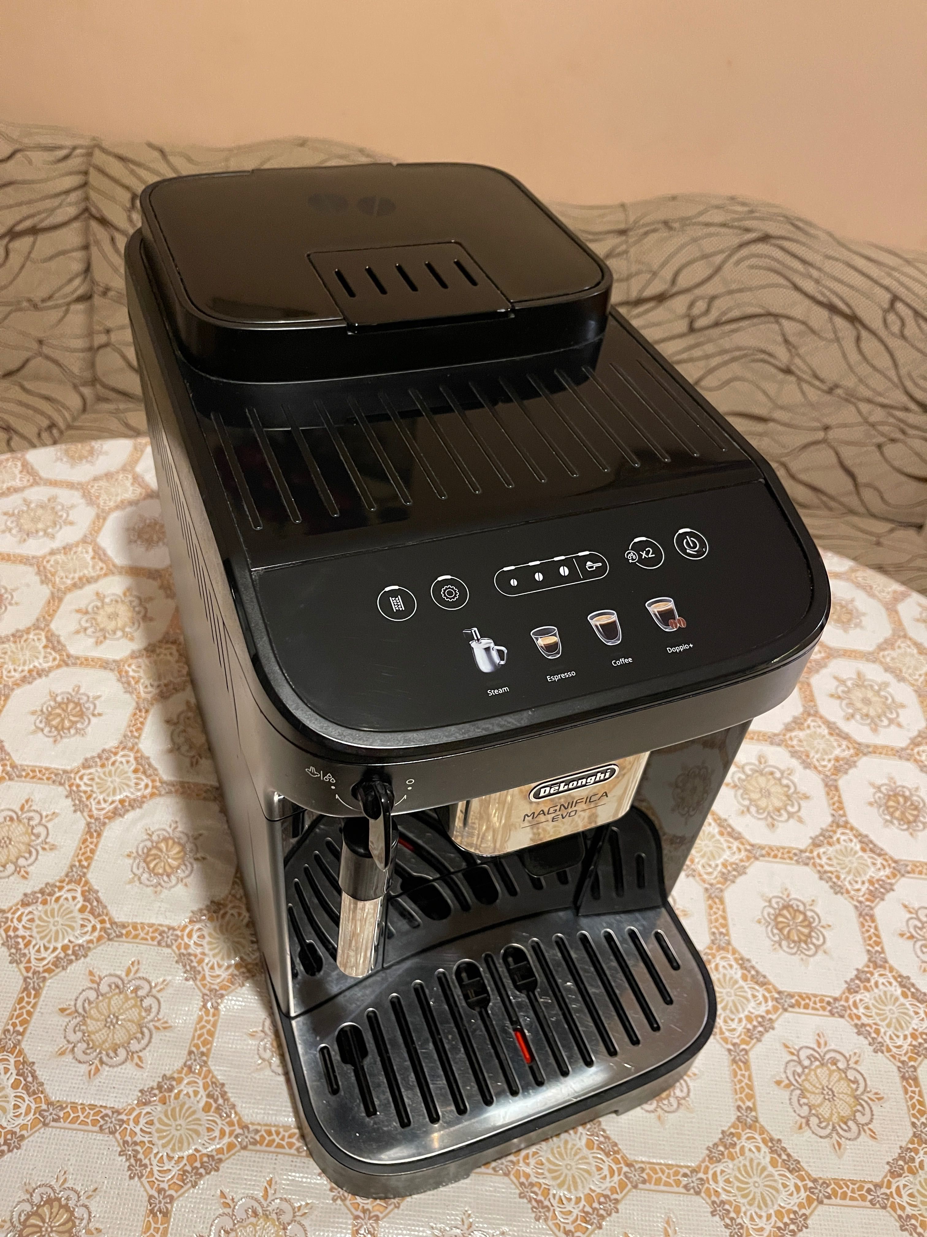 Внос!! DeLonghi Magnifica EVO
