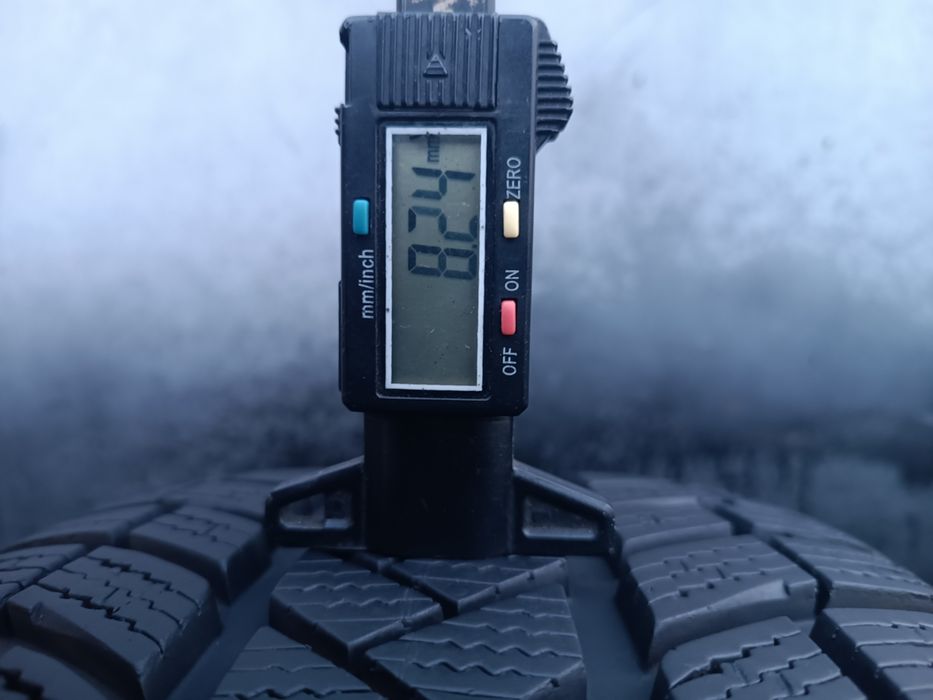 225/50/17 Vredestein Дот 3221