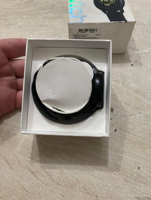 Продам samsung galaxy watch