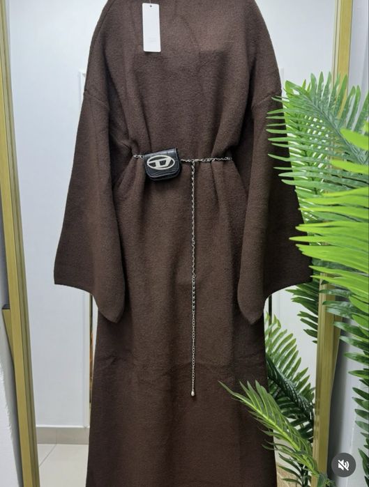 Срочно! Торг! Трикотажное зимнее, новое и очень теплое платье