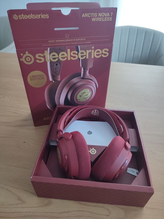Casti SteelSeries Arctis Nova 7 Wireless Gaming