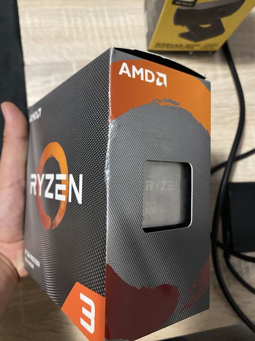 Procesor Ryzen 3 3100