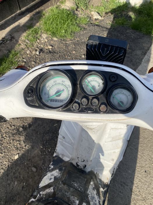 Vând scuter piaggio 49cc