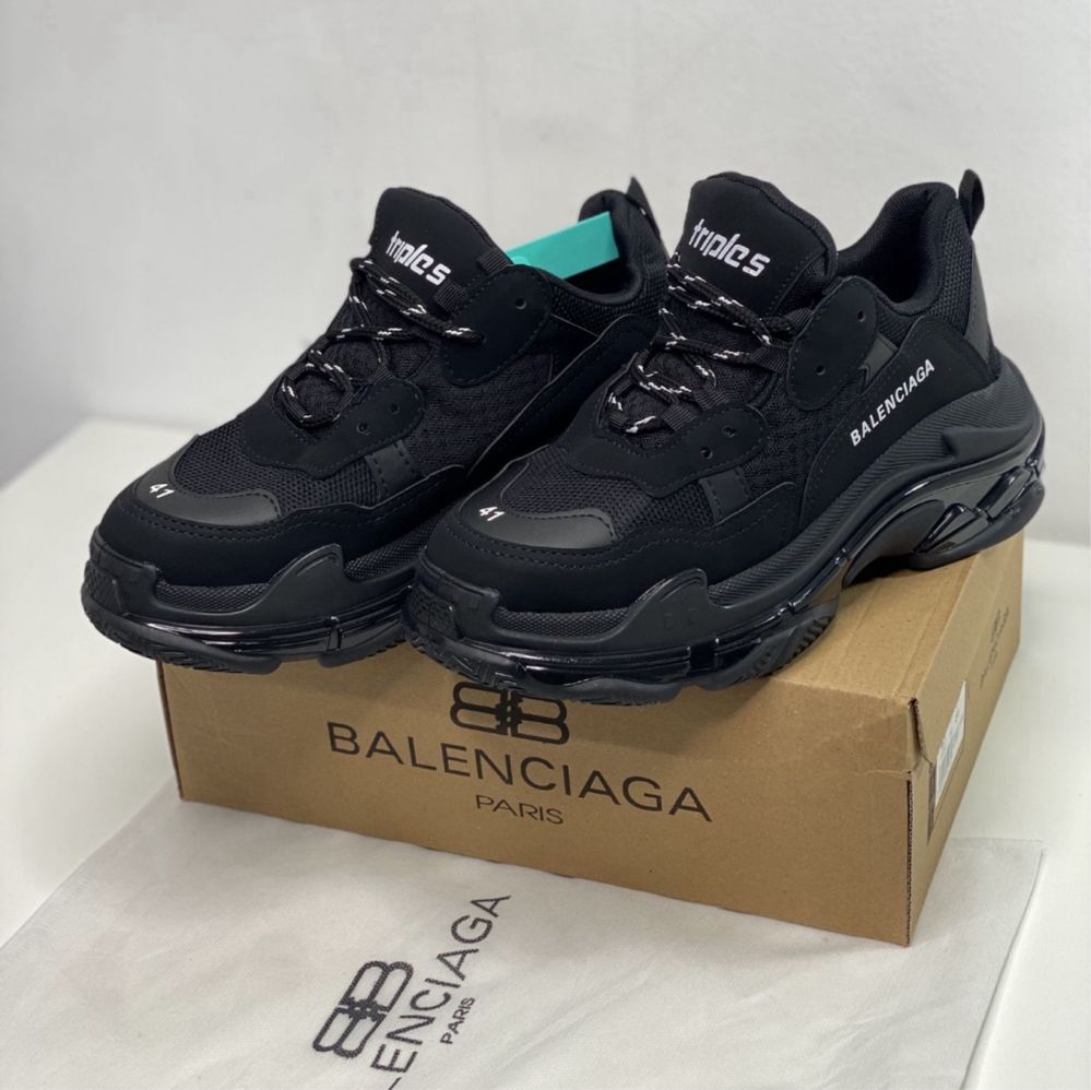 Adidasi Balenciaga Triple S full black cu saculet