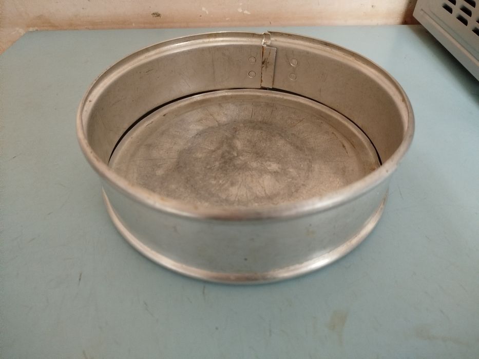 Кастрюли, казан, бидон, сковороды, формы