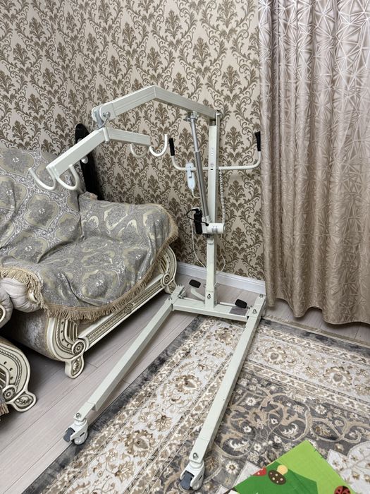 Подъемник для инвалидов