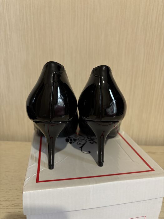 Лакированный туфли