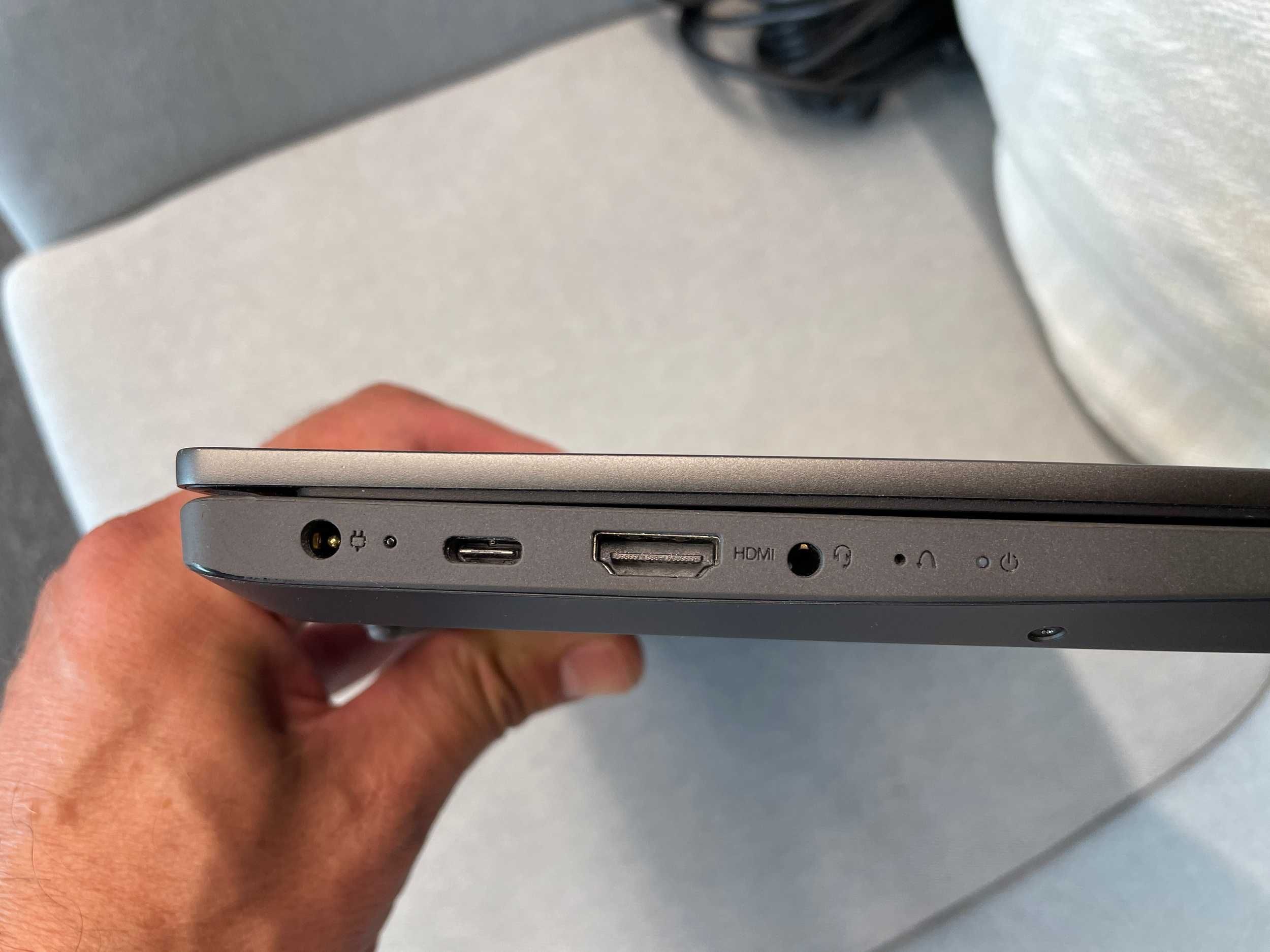 Лаптоп 14" Lenovo IdeaPad 5 14IIL05 (счупена панта на горния капак)