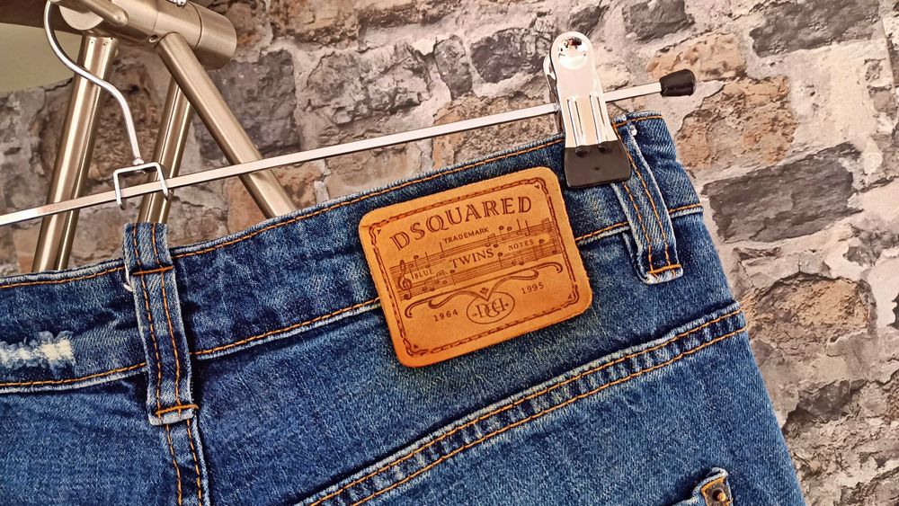 Dsquared2 оригинални дамски дънки