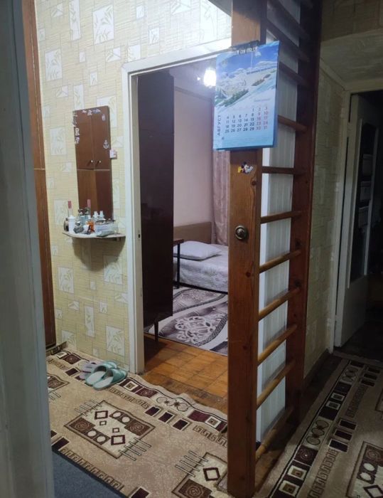 Квартира Продается 2в3 комнатная Чиланзар 20квартал 56кв.м 2-балкона