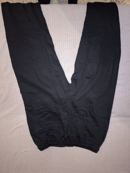 Pantaloni AGTAWH 100% bumbac $94 fermoare la buzunare