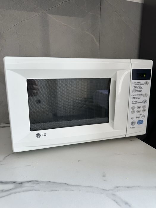 Продам микроволновую печь