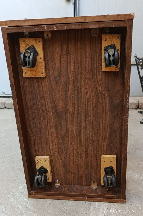 Столик раздвижной