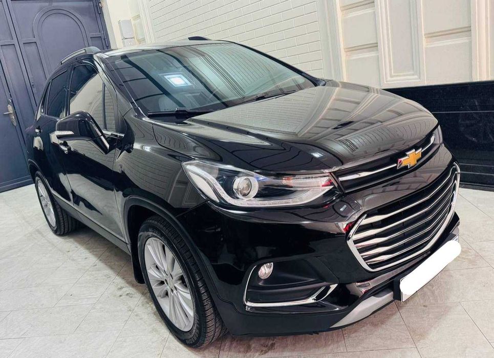 Tracker 2020 Sotiladi