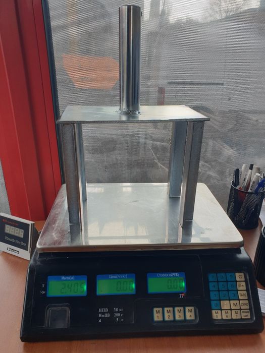 Нови - Поцинковани вилици за кофраж - Италия