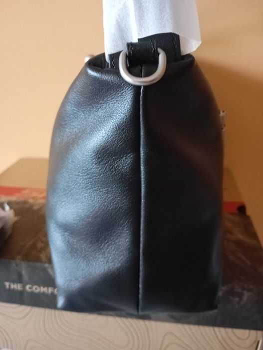 Чанта дамска от естествена кожа. Нов.