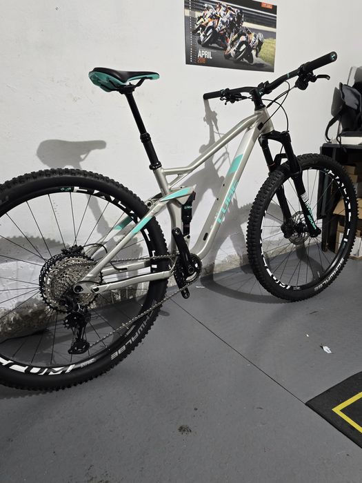 Планински алуминиев велосипед Cube stereo/sting 29