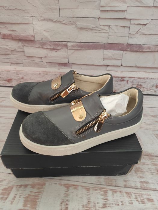 Кроссовки  туфли новые кожа