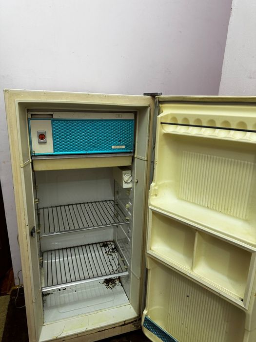 Uydan ehtiyotlab ishlatilgan, hanuzgacha juda yaxshi sovutadigan va mu