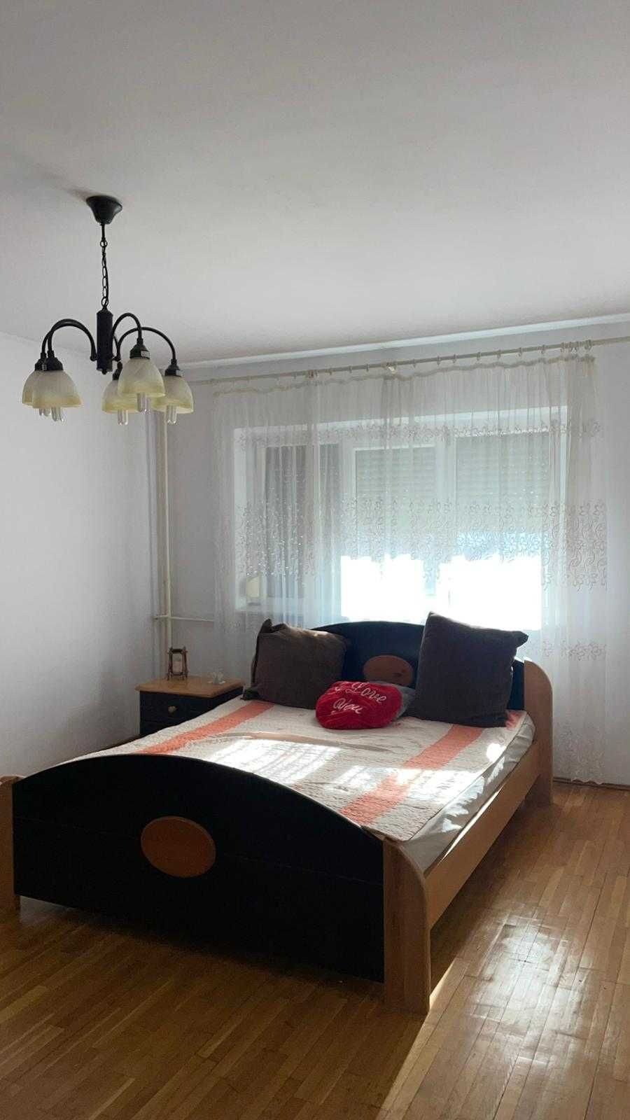 Vand apartament 2 camere tip PB