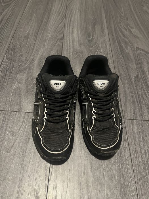 Dior B30 в отлично състояние