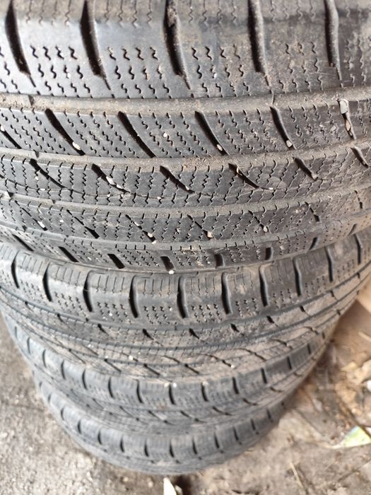 Anvelope 235 60 18 M+S