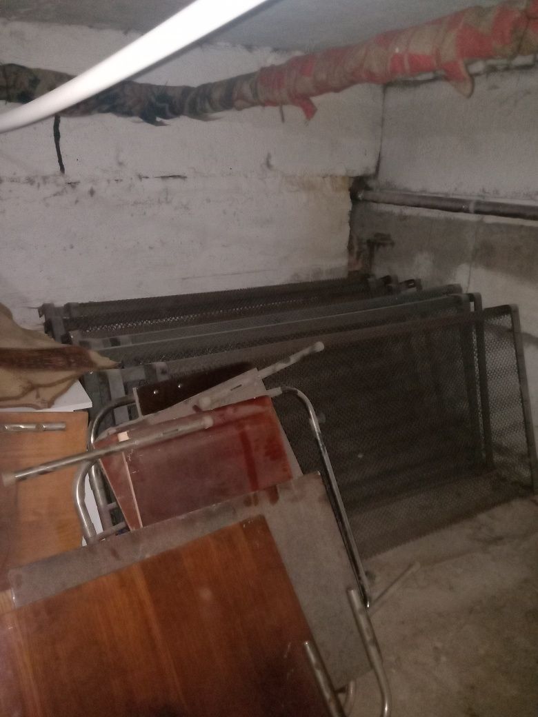 Продается железная кровать сетка