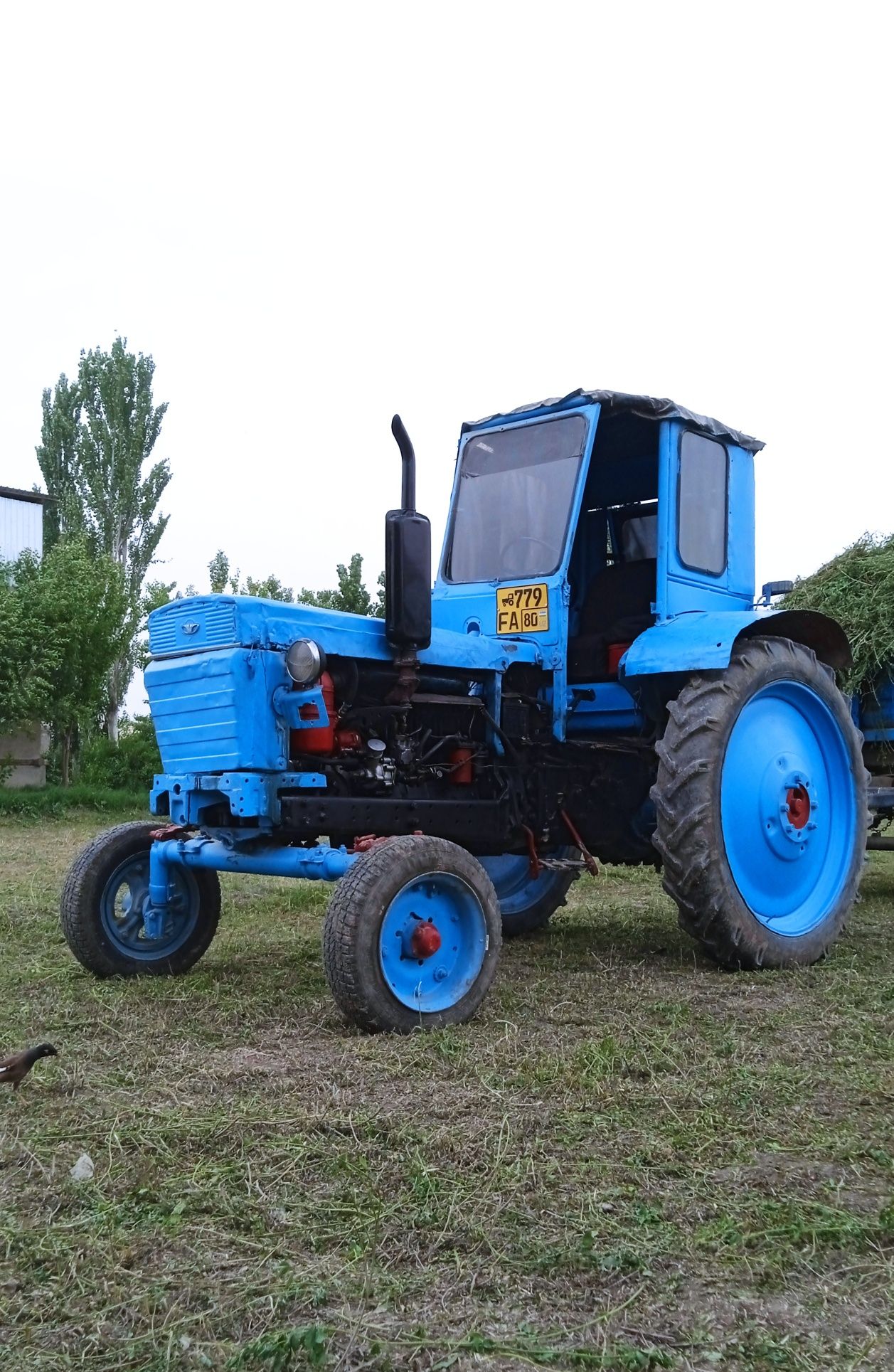 Трактор Т28 сотилади