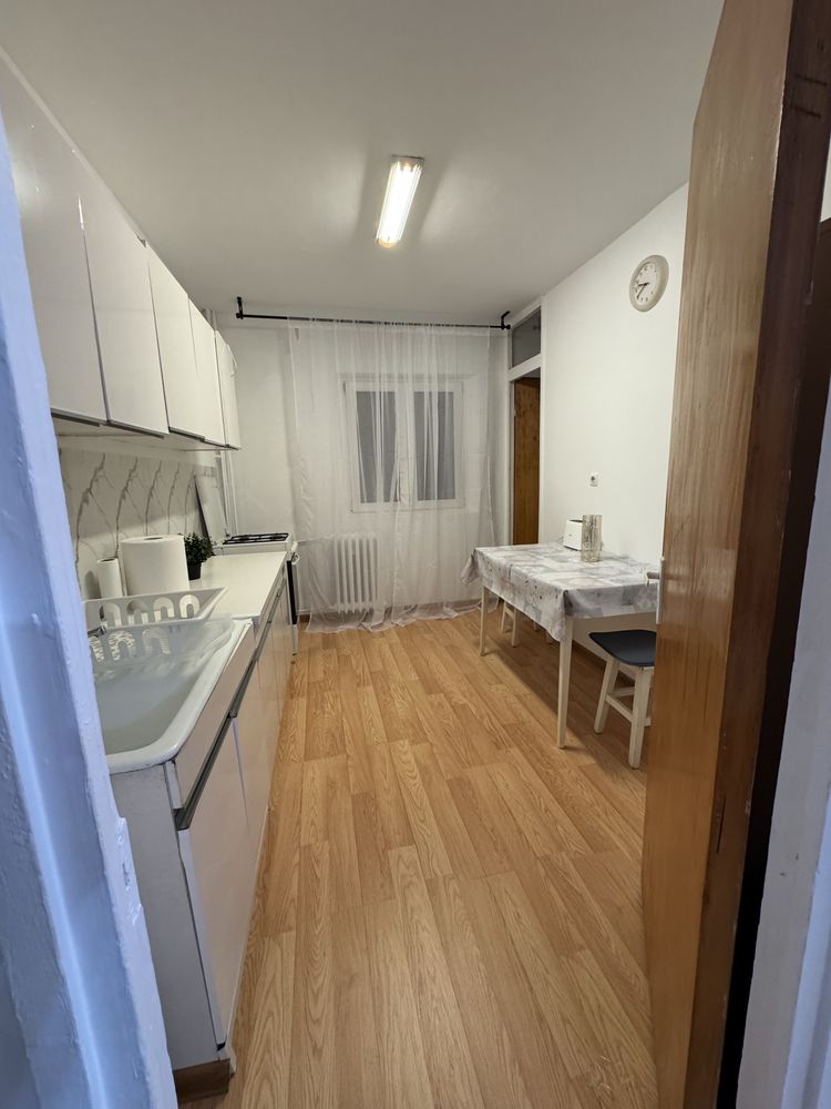 Închiriez apartament 2 camere Băneasa, lângă Parcul Herăstrău