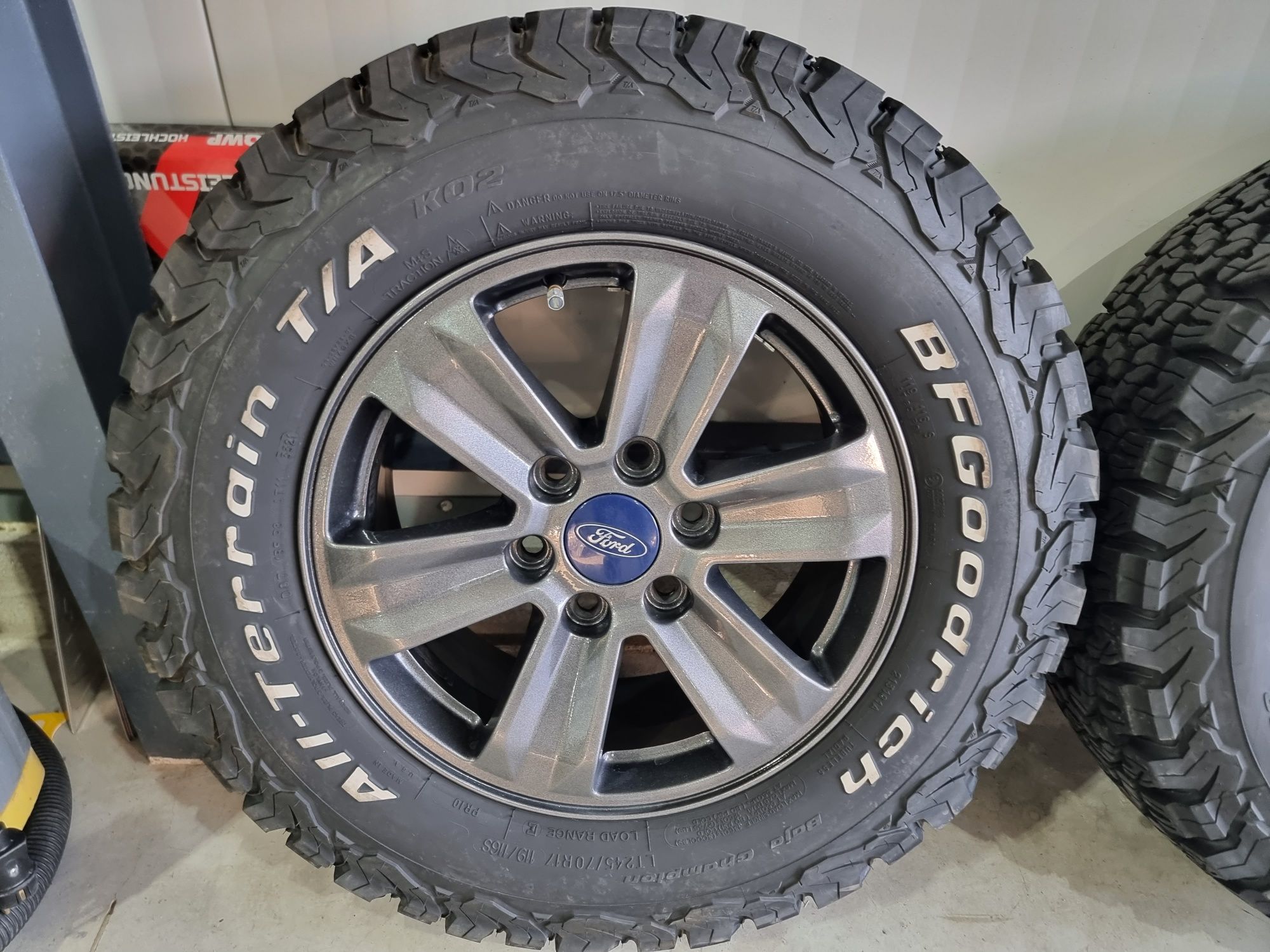 Roti Ford F150 2019/Bf Goodrich 245 70 17 AT