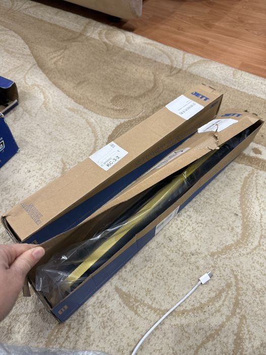 Передние амортизаторы jett