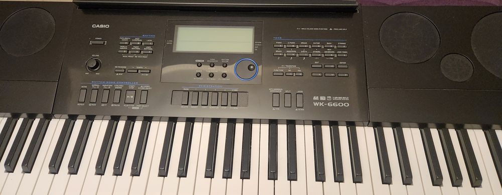 Pian Casio WK6600