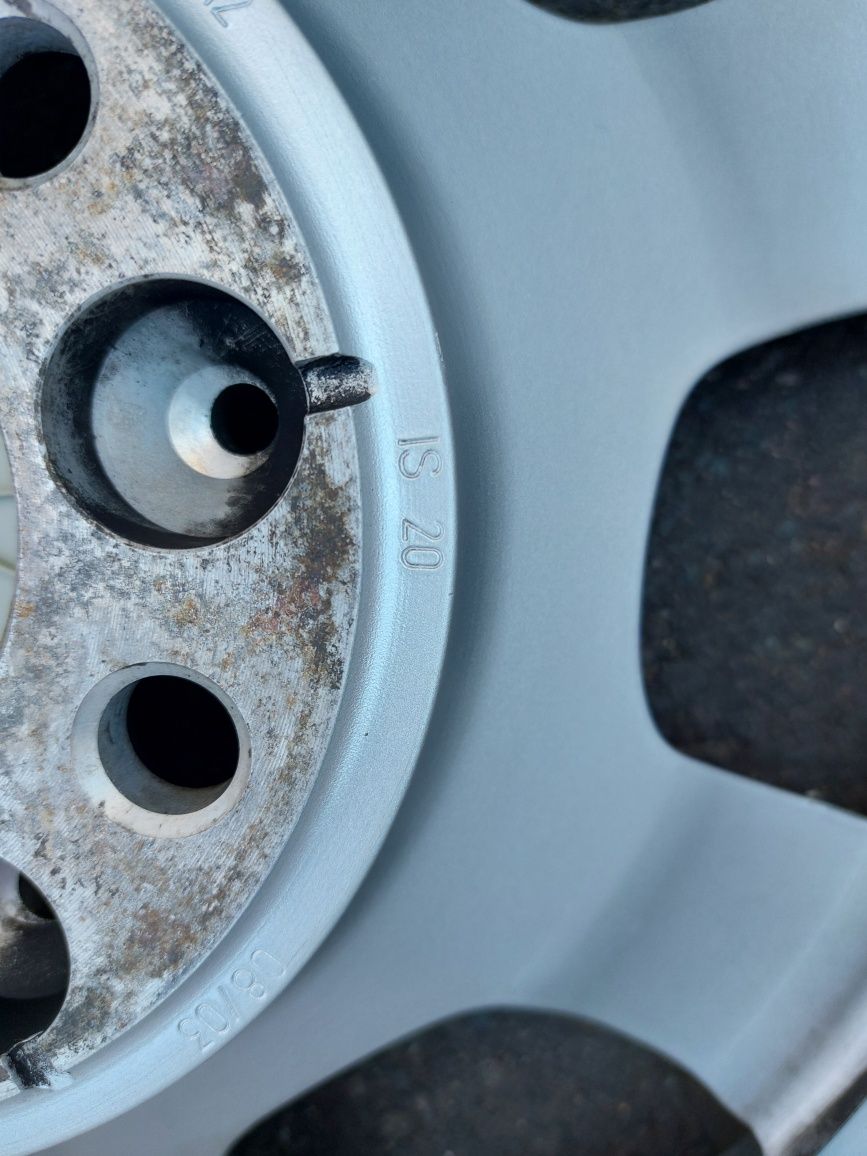 Jante aluminiu Originale BMW
Seria 5, E60,E61.. 225/55 R16 95V.