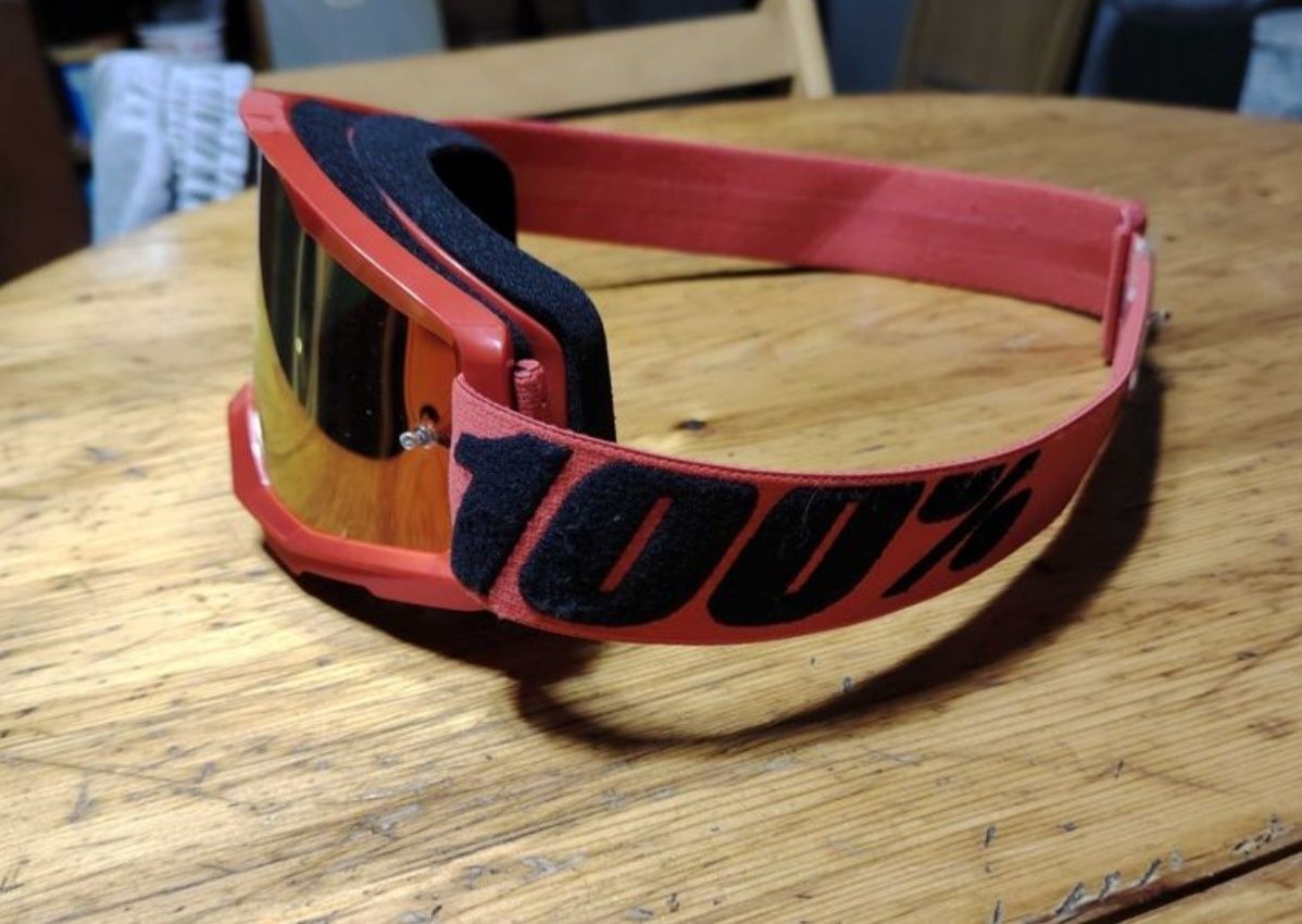 Очила 100% Strata2 Red – Mirror Red