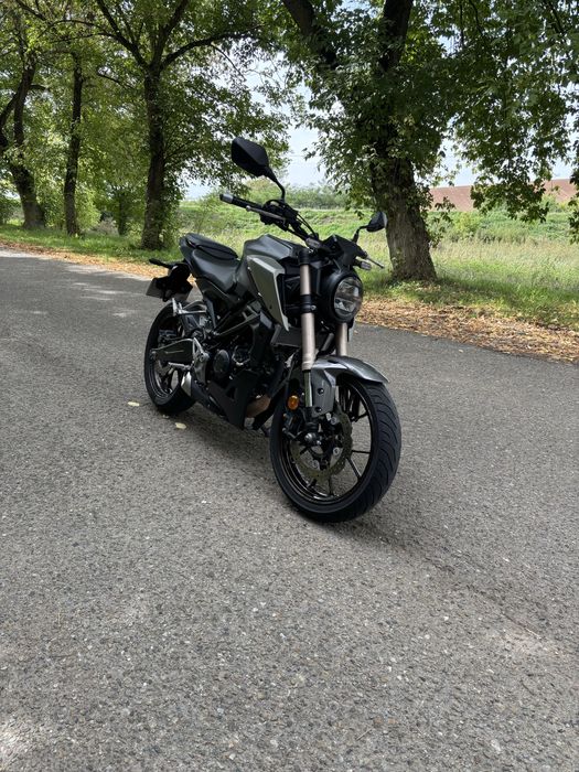 honda CB125R 2021
