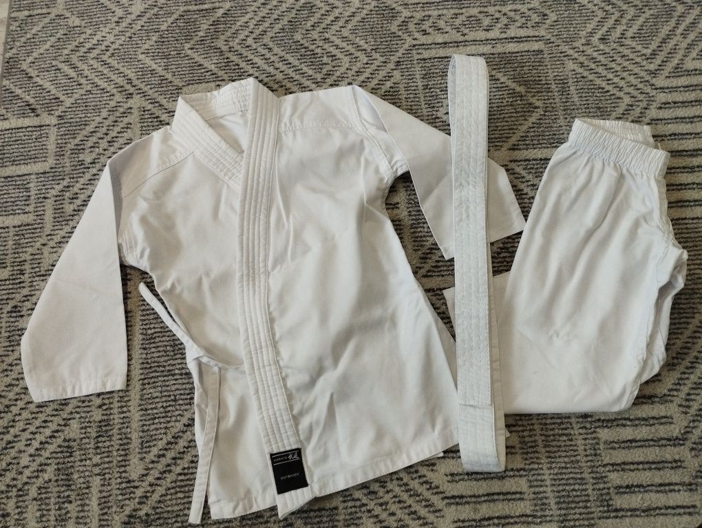 Детско кимоно за 4-5-6 години