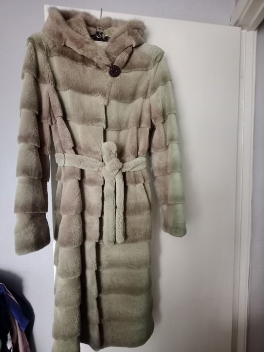 Продам натуральную шубу.