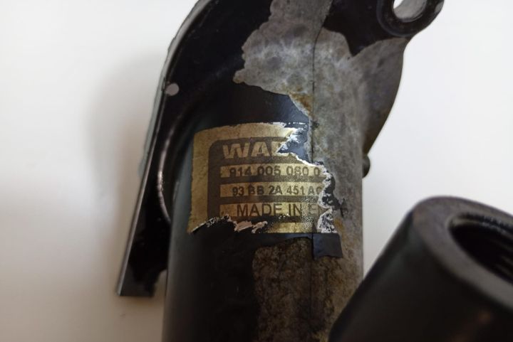 Pompa vacuum 1.8 tdci 93BB2A451AC Ford Focus prima generatie