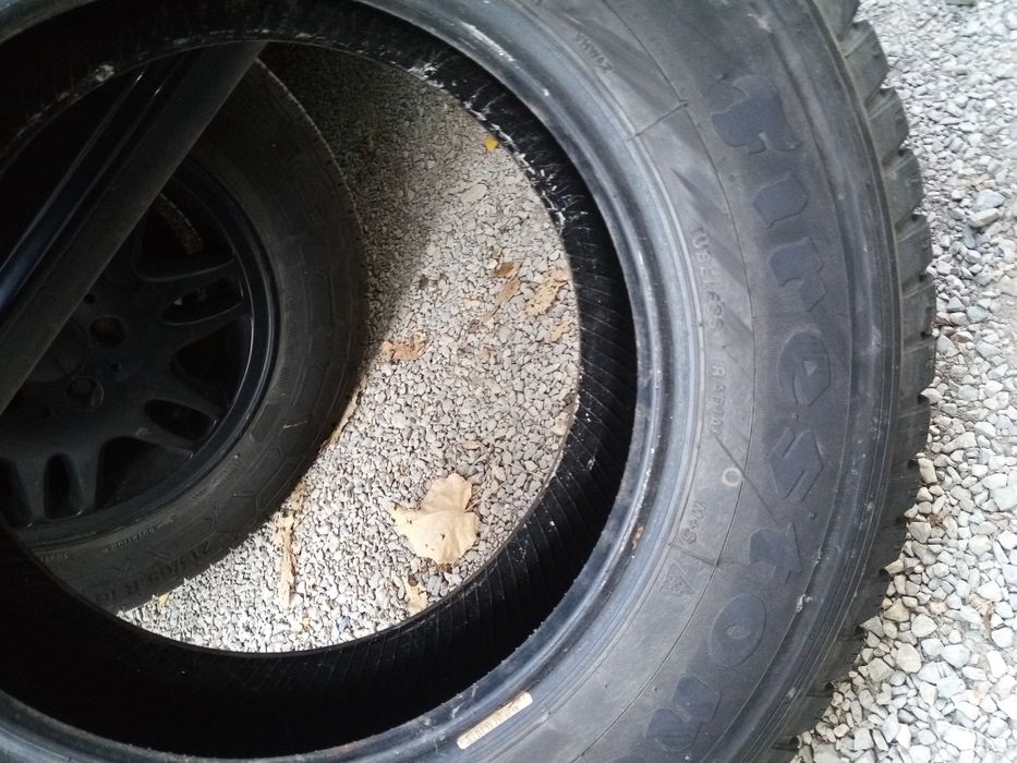 Зимни гуми 225 70 15 С