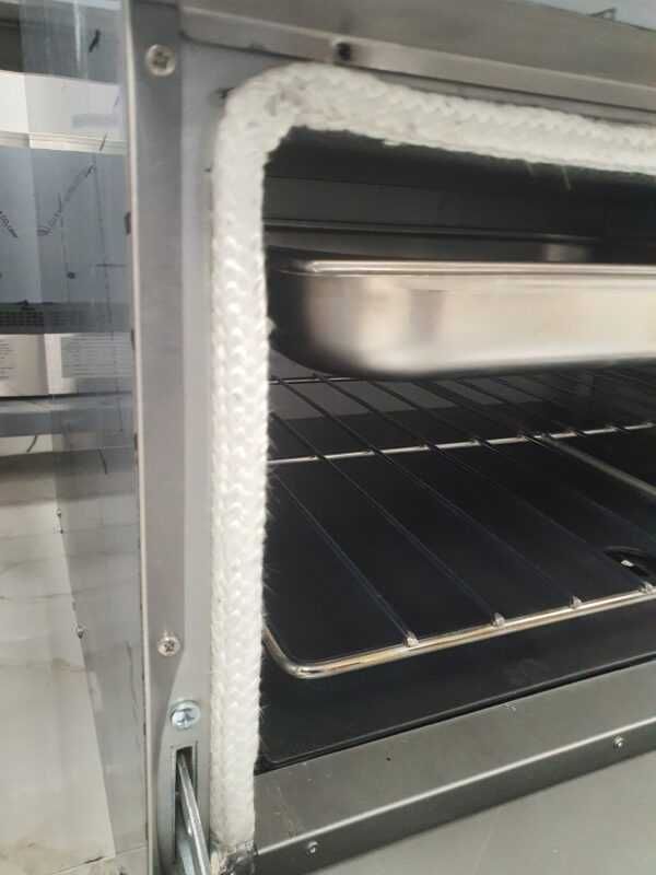 Aragaz profesional cu 4 ochiuri 800x800x850mm