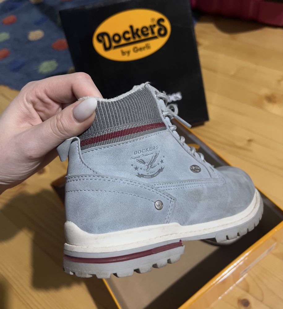 Унисекс зимни ботиDockers, размер 33
