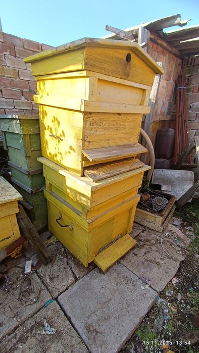 Пчелни кошери 8бр