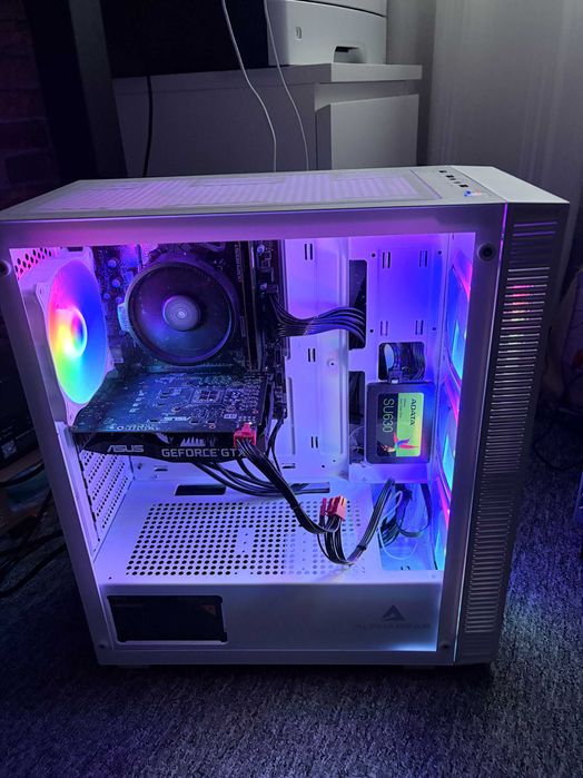 Calculator | PC Gaming - Ryzen 5 - GTX 1660 Super