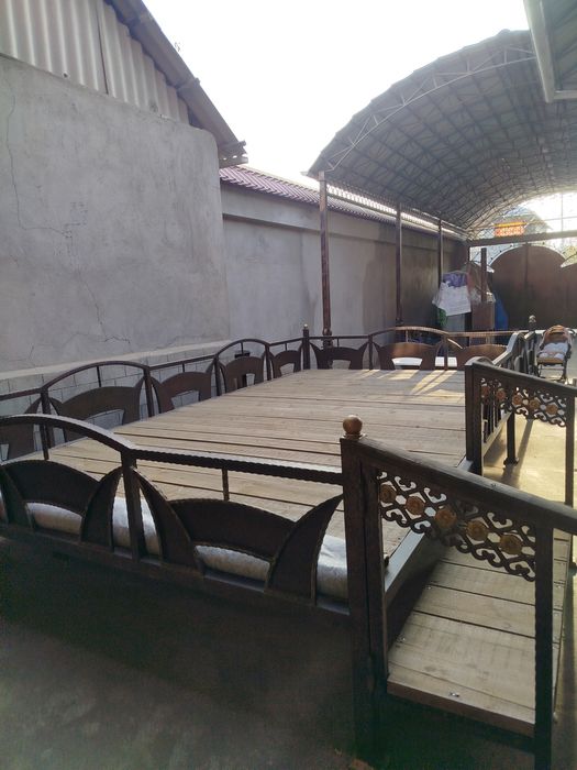 Тапчан для гостей