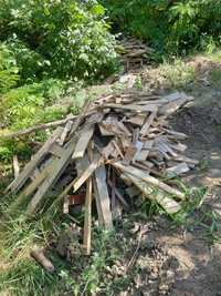 Resturi de lemne din constructii