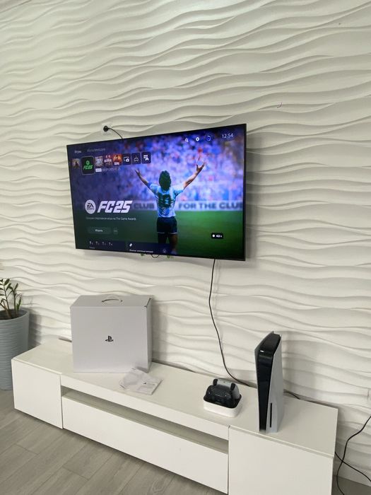 Playstation 5 в идеальном состояний пс5 +топ игры