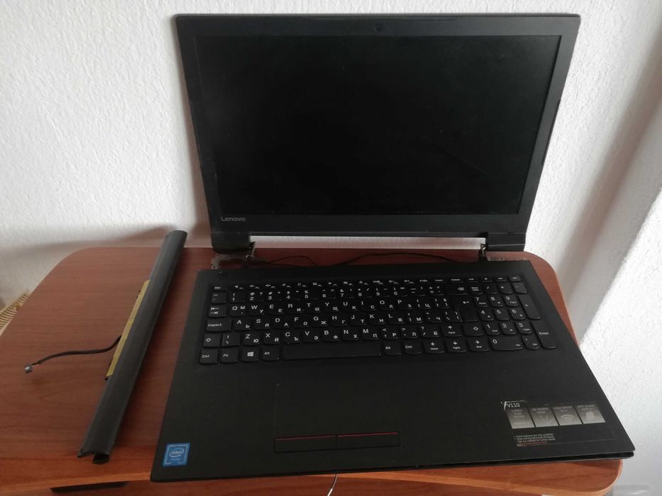 Lenovo V110-15IAP цял за части