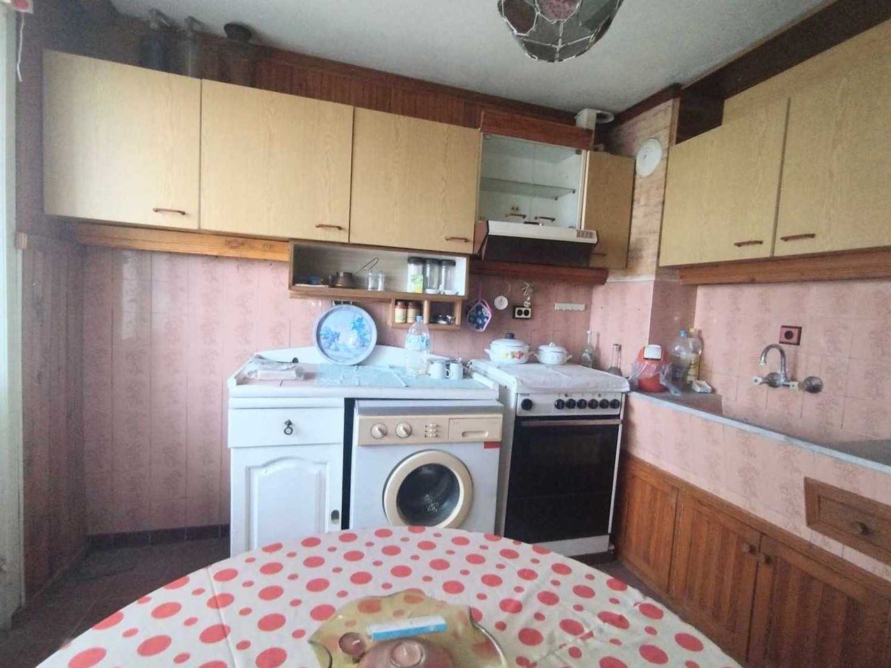 Продава се Тристаен апартамент в Добрич, Дружба 1 - 62 кв.м за 823 €/кв.м - Снимка #2
