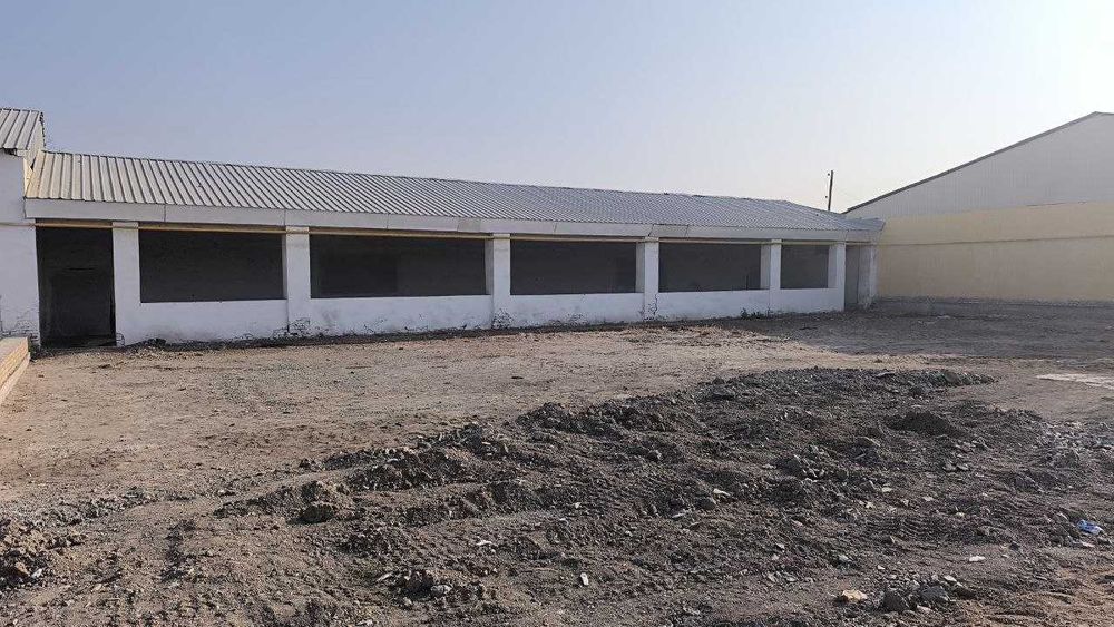 Шовот туман Марказида 870,0 кв.метр бино сотилади